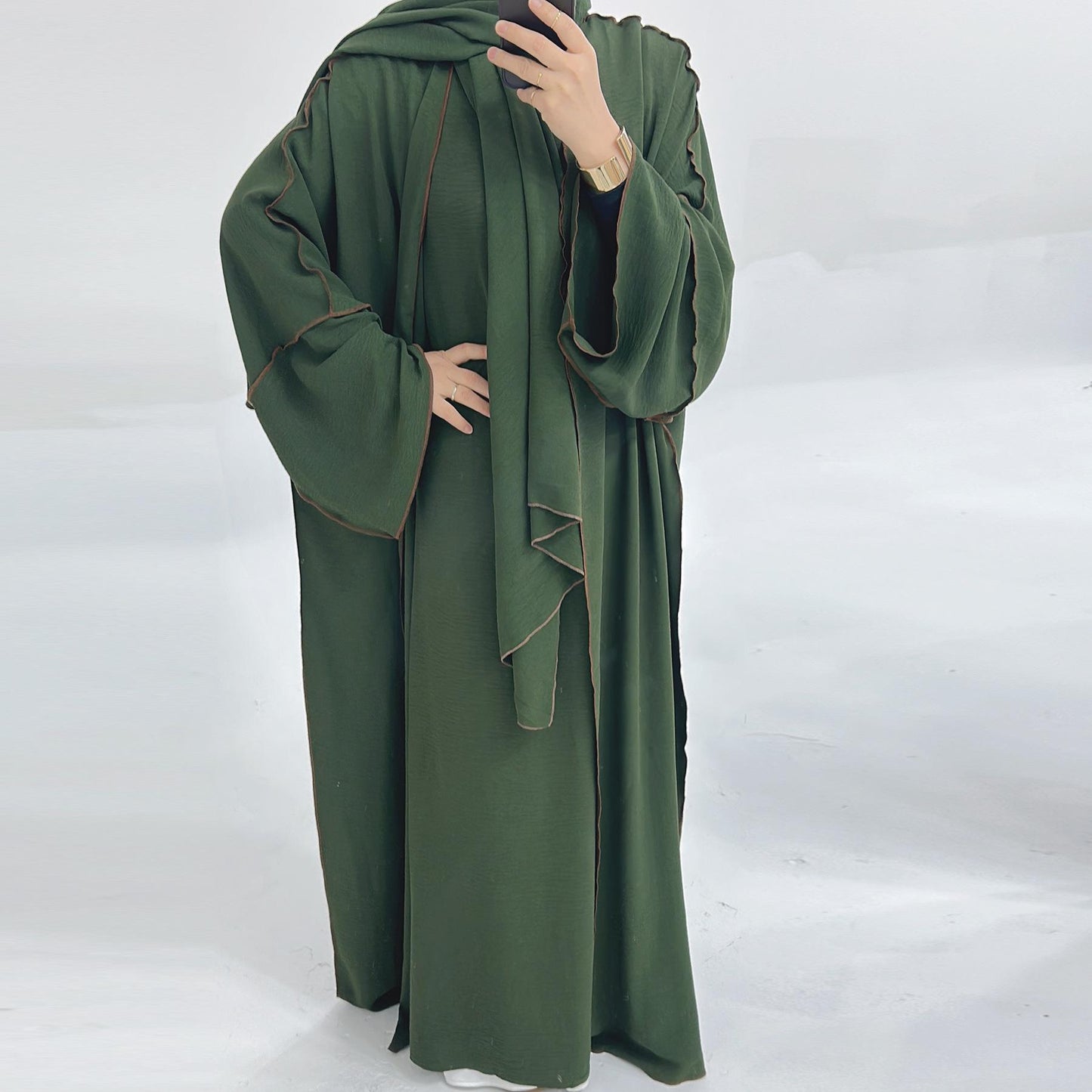 طقم 3 قطع من HASASERIES HS1182 فستان داخلي من الكريب وكارديجان وحجاب