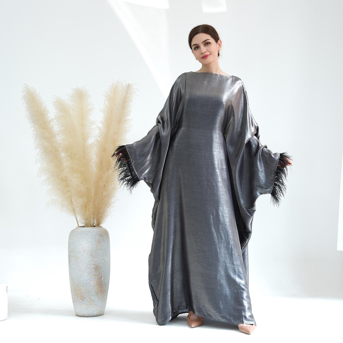 HASASERIES HS0706 Fur Sleeve Dress Gown