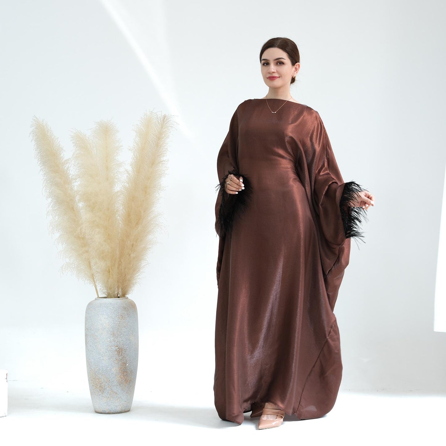 HASASERIES HS0706 Fur Sleeve Dress Gown