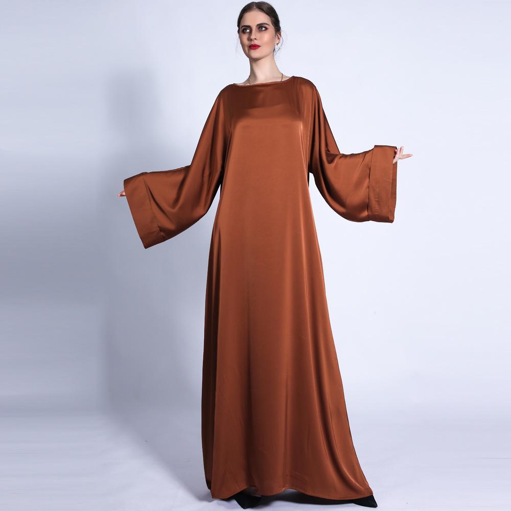 HASASERIES HS0433 Solid Color Loose Fitting Belt with Diamond Waist Long Skirt