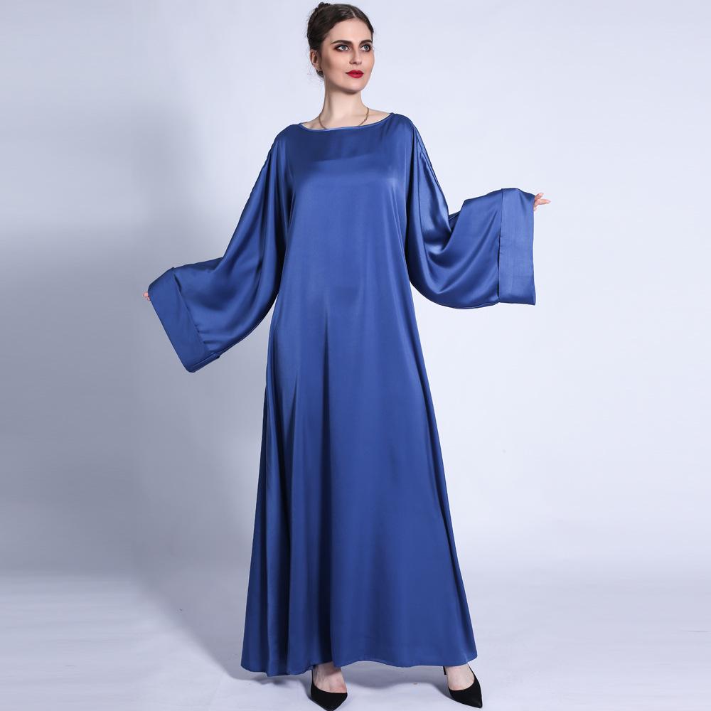 HASASERIES HS0433 Solid Color Loose Fitting Belt with Diamond Waist Long Skirt