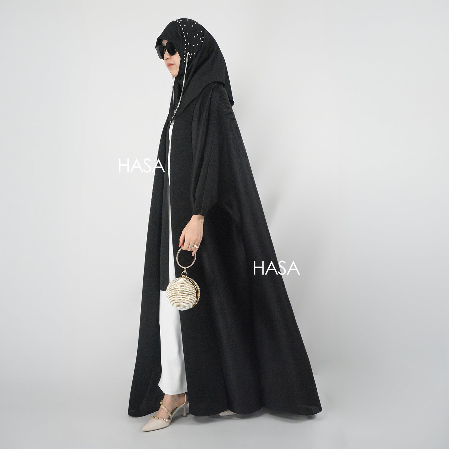 HASA HS1245 عباية أومبريه فضفاضة مع تفاصيل مرقعة مطوية