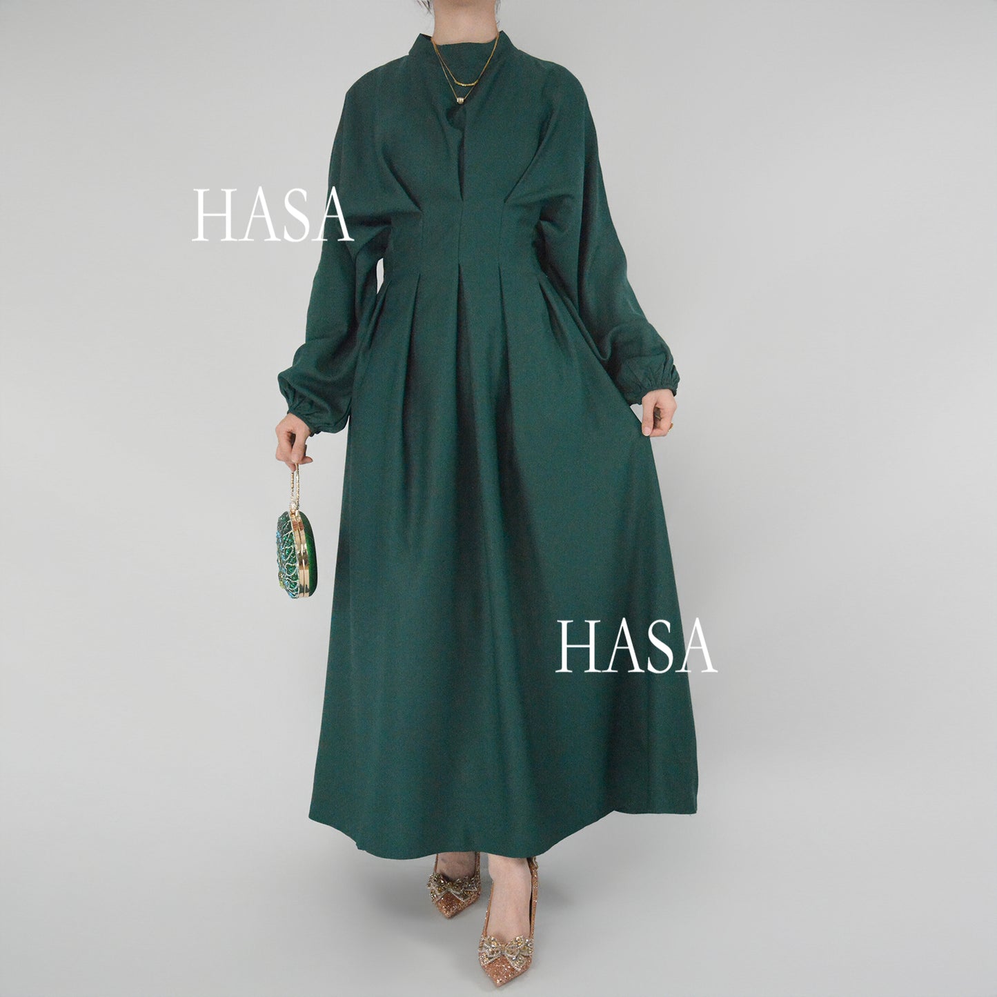 فستان HS1226 من سلسلة HASA's Series، أنيق وخفيف الوزن بلون واحد