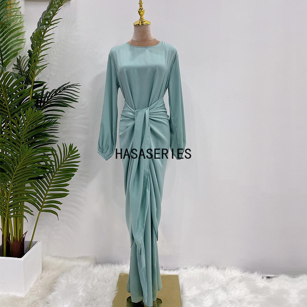 HASASERIES HS1301 Robe-Inspired Soft Two-Piece Dress Plain Elegant Abaya