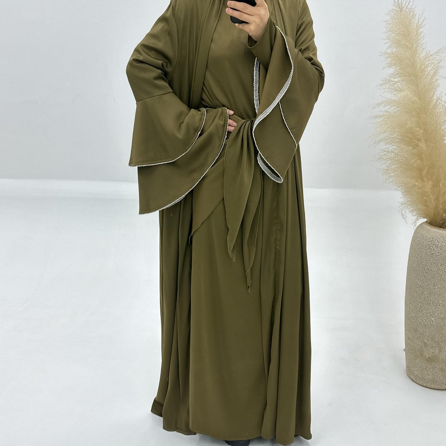 HASASERIES HS1188 Ensemble 3 pièces, cardigan en satin + robe intérieure + ceinture spéciale
