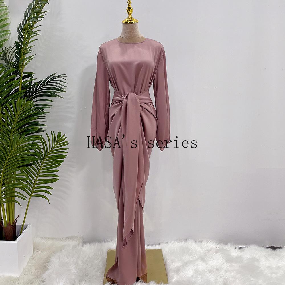 HASASERIES HS1301 Robe-Inspired Soft Two-Piece Dress Plain Elegant Abaya