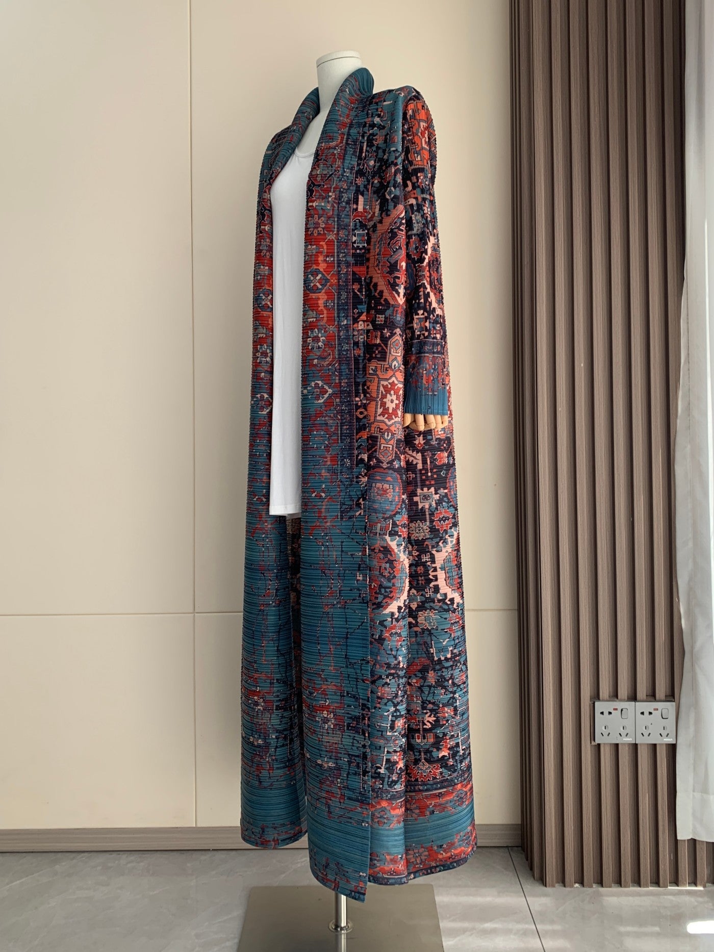HASA Inclusive Sizing Crinkle Pleated Georgette Ramadan Stretchy Abaya-1