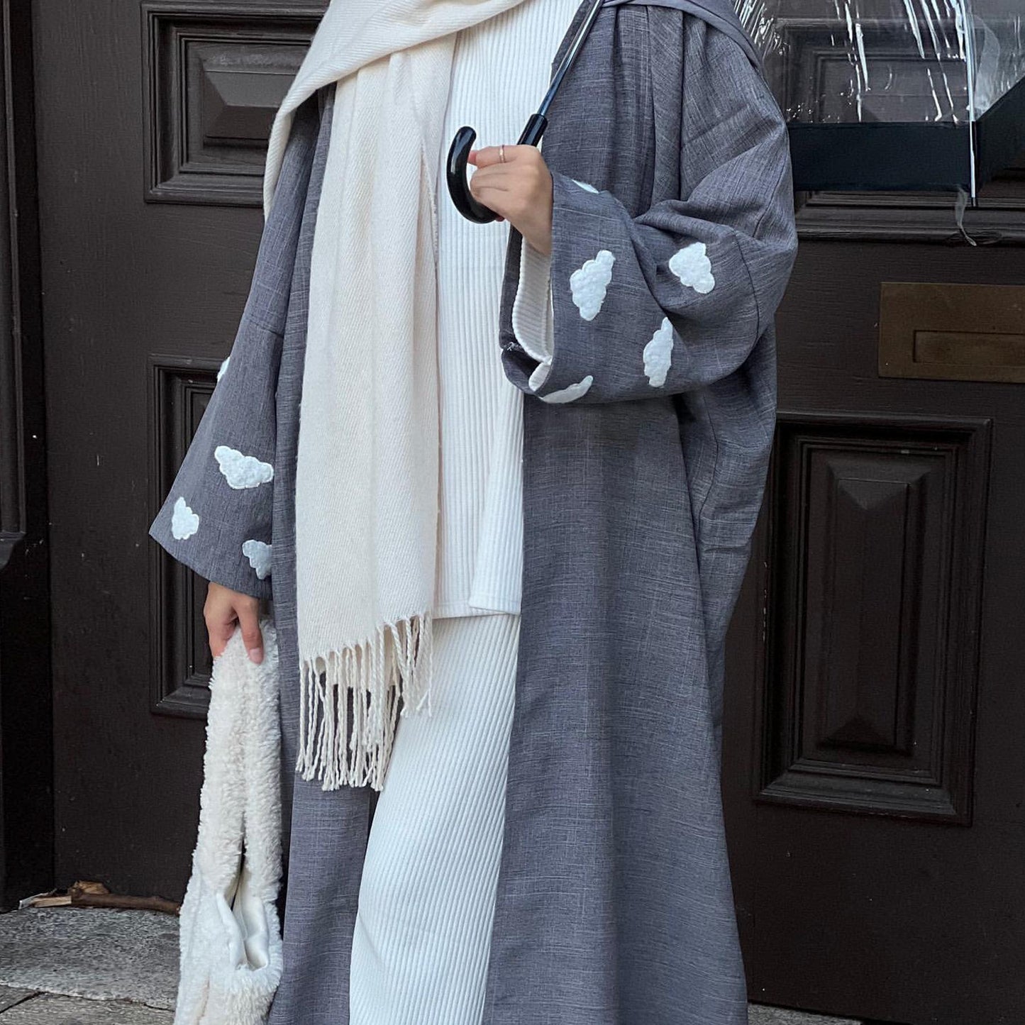 HASASERIES HS0992 Cloud Embroidered Elegant Cardigan Robe