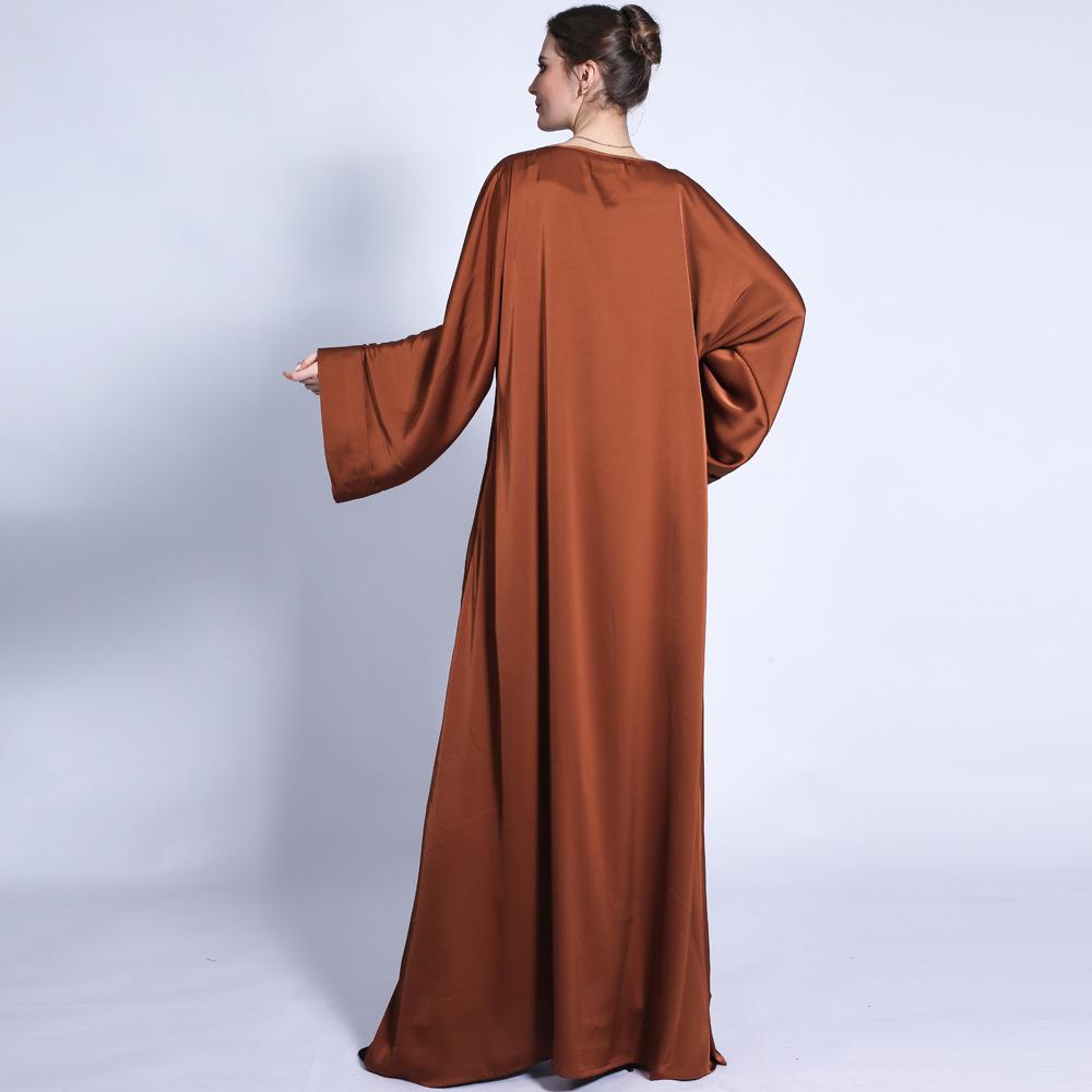 HASASERIES HS0433 Solid Color Loose Fitting Belt with Diamond Waist Long Skirt