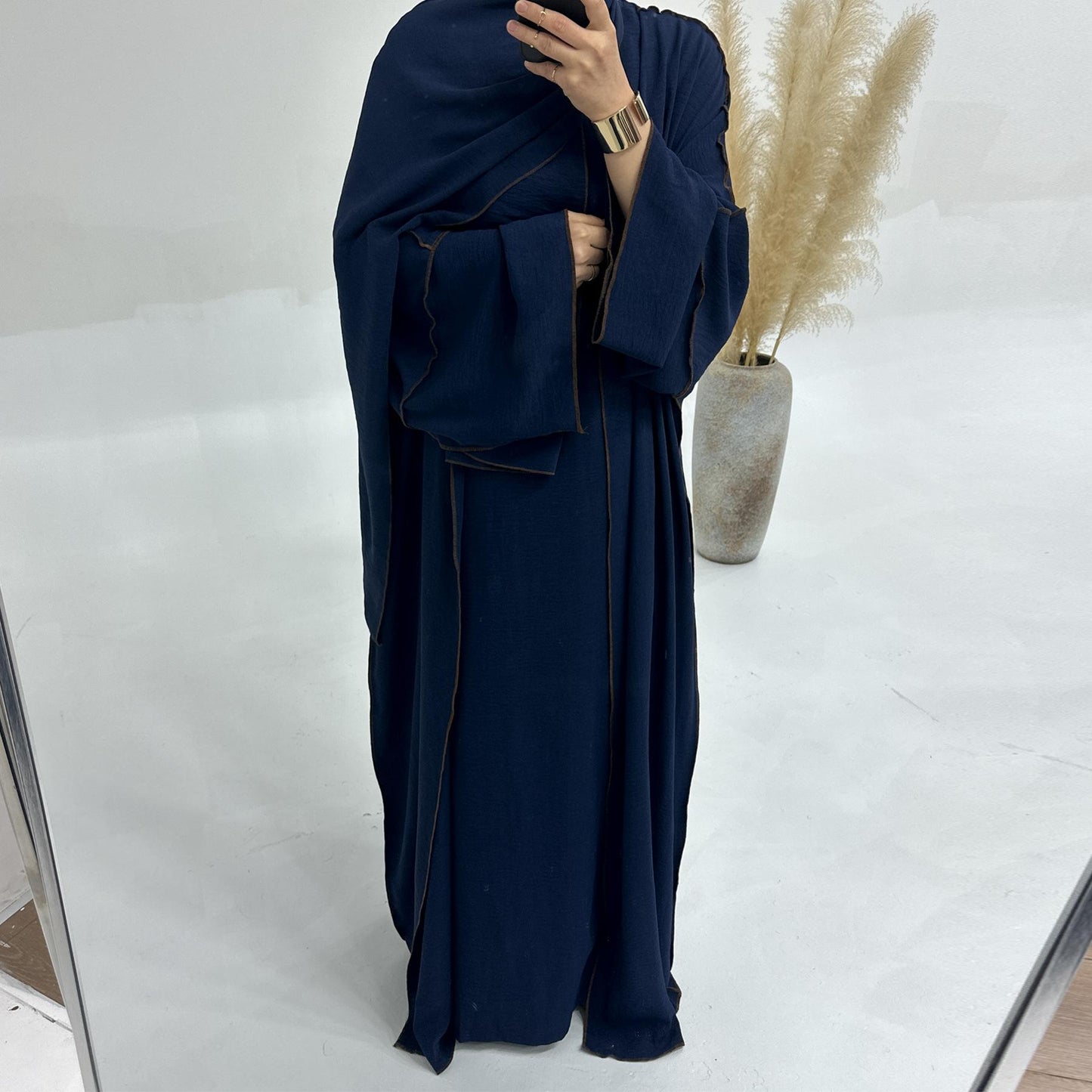 طقم 3 قطع من HASASERIES HS1182 فستان داخلي من الكريب وكارديجان وحجاب