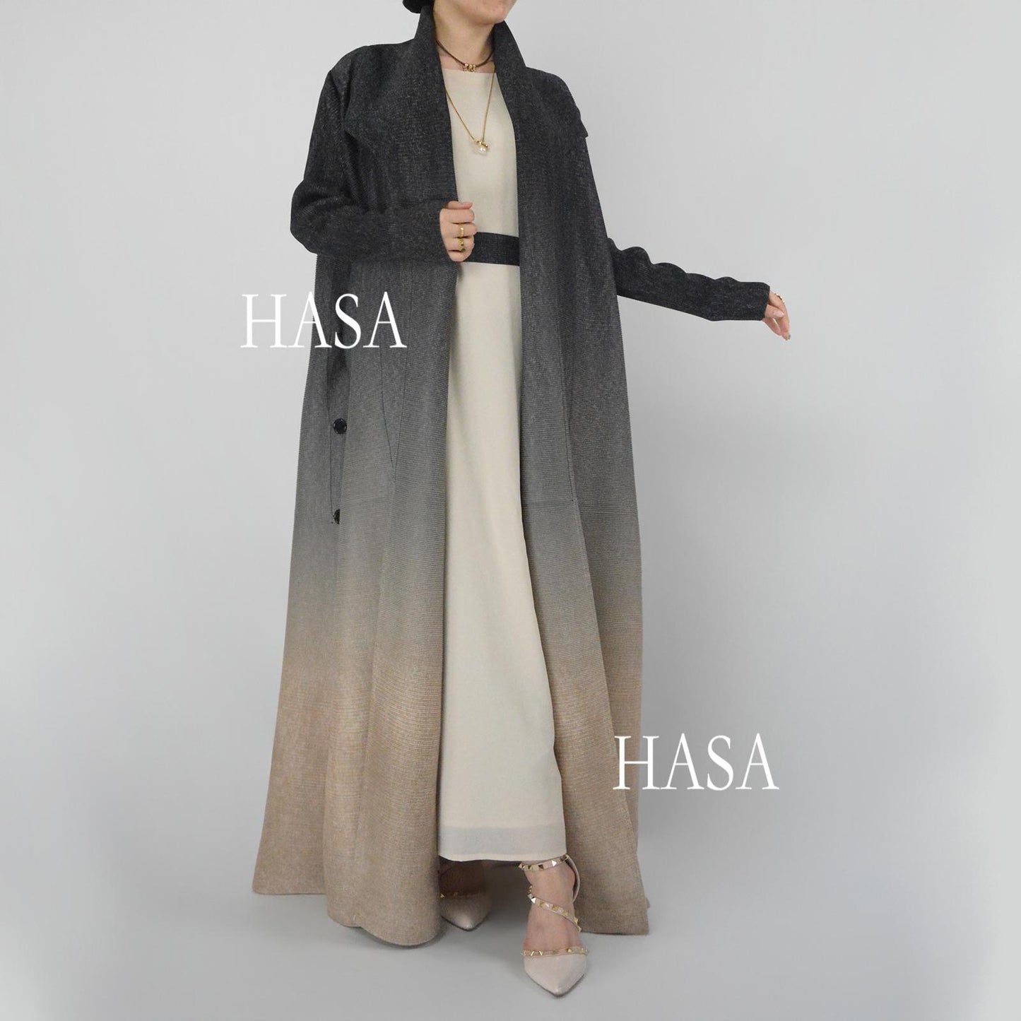 HASASERIES HS6159 Ombré Pleated Abaya with Lapel Collar & Button Closure