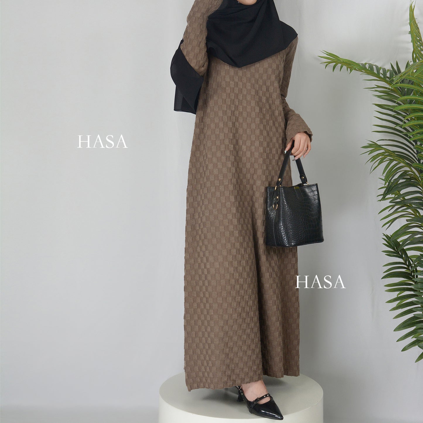 HS0128 Casual Chic Checkered Knit Long Sweater Dress