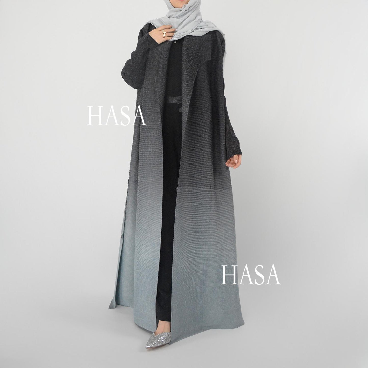 HASASERIES HS6159 Ombré Pleated Abaya with Lapel Collar & Button Closure