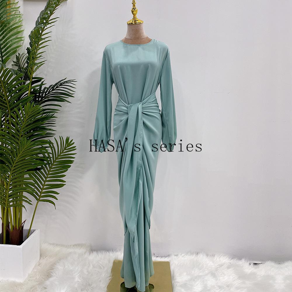HASASERIES HS1301 Robe-Inspired Soft Two-Piece Dress Plain Elegant Abaya