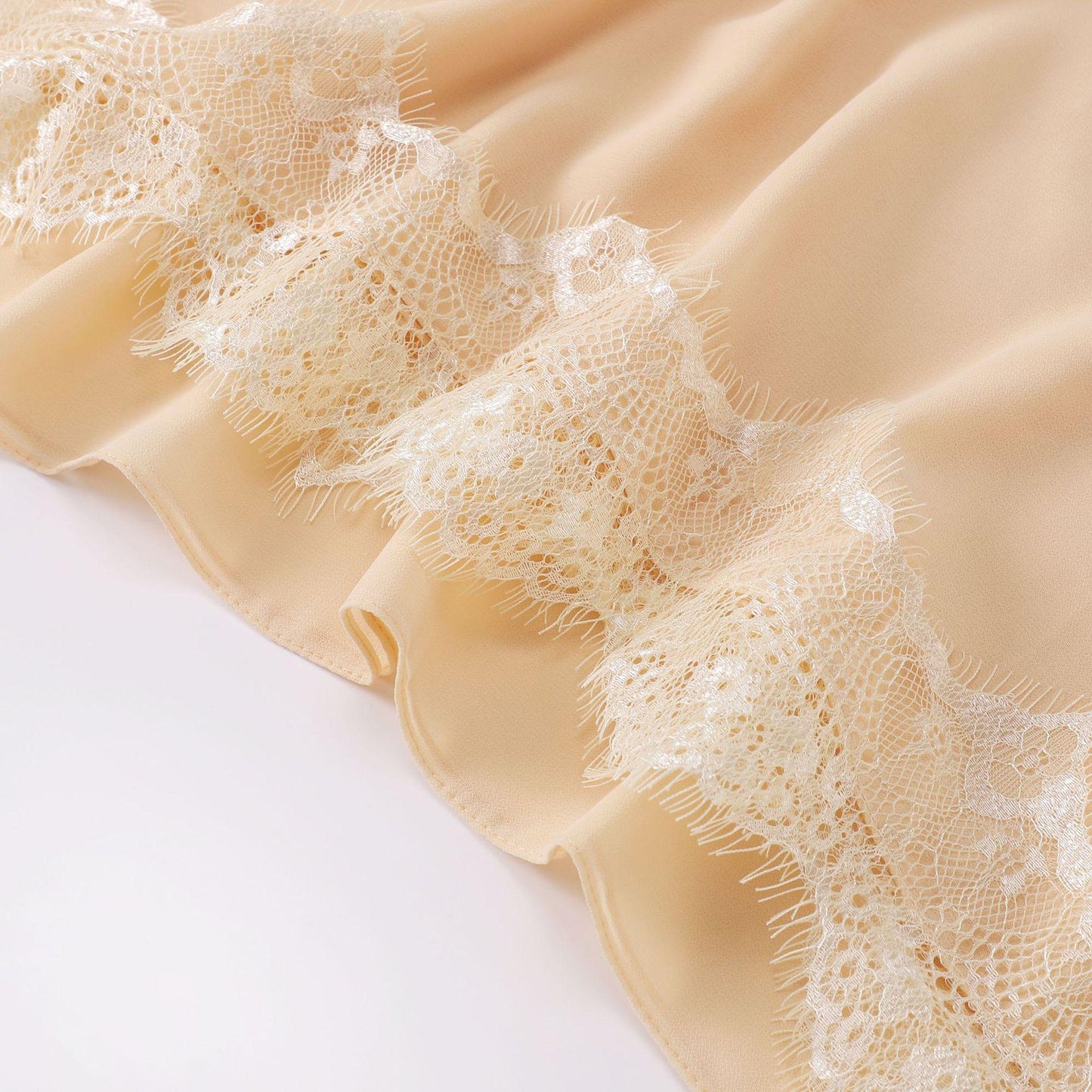 Bandeau Hijab en mousseline de soie avec bordure en dentelle HASASERIES HS1119
