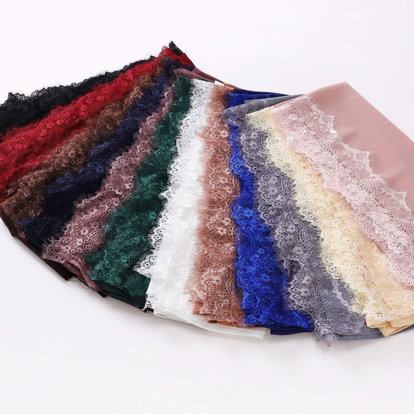 Bandeau Hijab en mousseline de soie avec bordure en dentelle HASASERIES HS1119