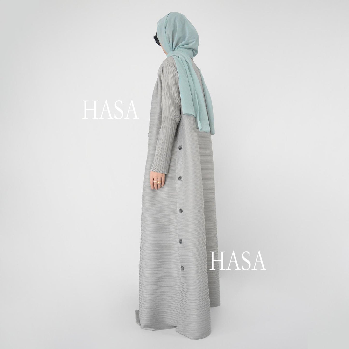 HS6160 Elegant Long Sleeve Abaya in Solid Tone with Pleats and Button Detail At Collar