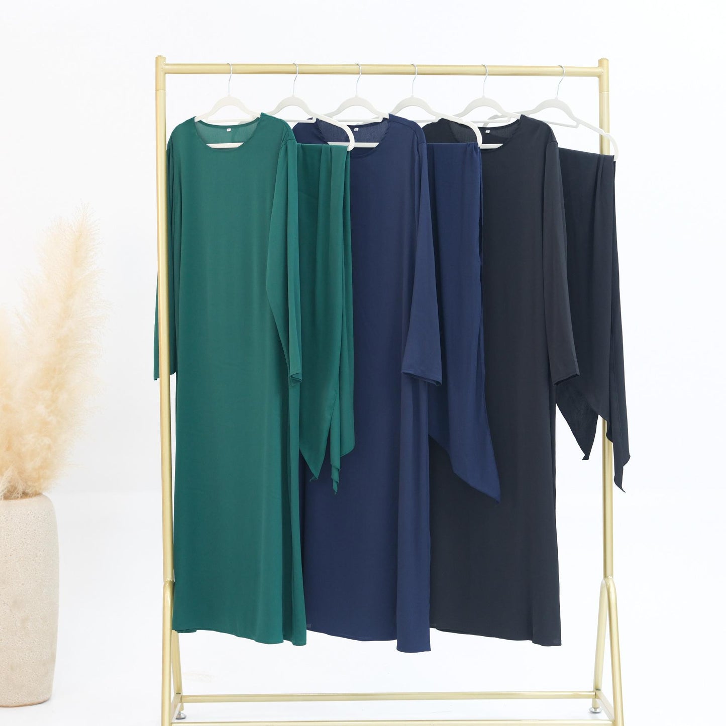 HASASERIES HS1188 Ensemble 3 pièces, cardigan en satin + robe intérieure + ceinture spéciale