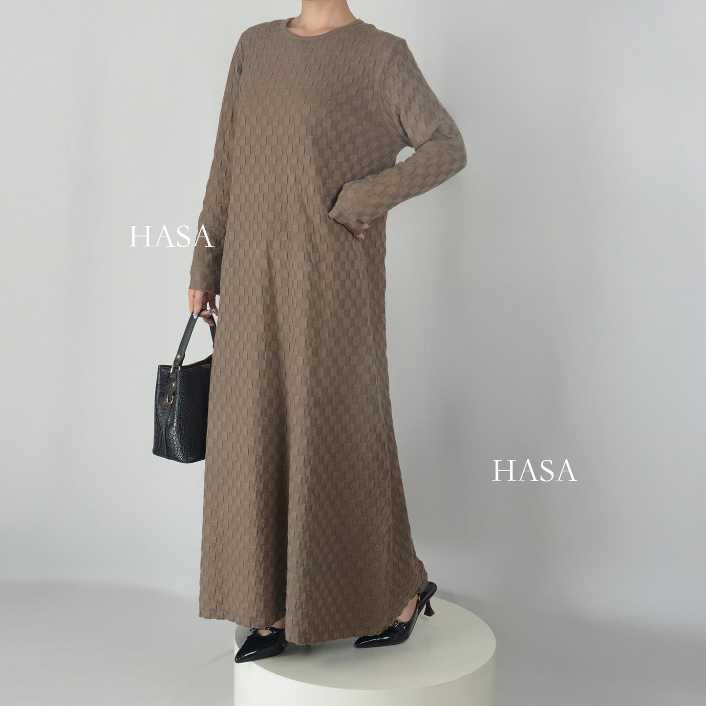 HS0128 Casual Chic Checkered Knit Long Sweater Dress