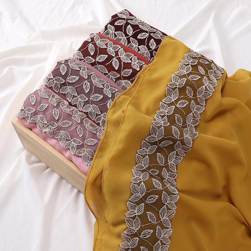 HASASERIES HS1130 Foulard en mousseline de soie et dentelle perlée
