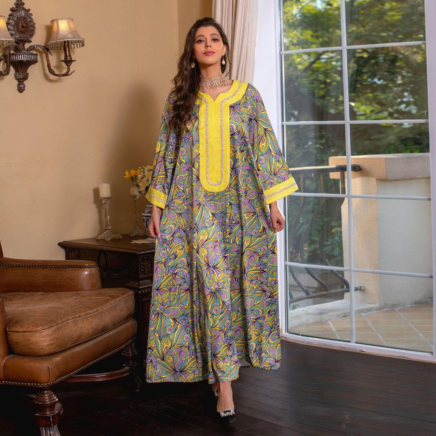 Robe musulmane brodée à diamants chauds HASASERIES HS1074