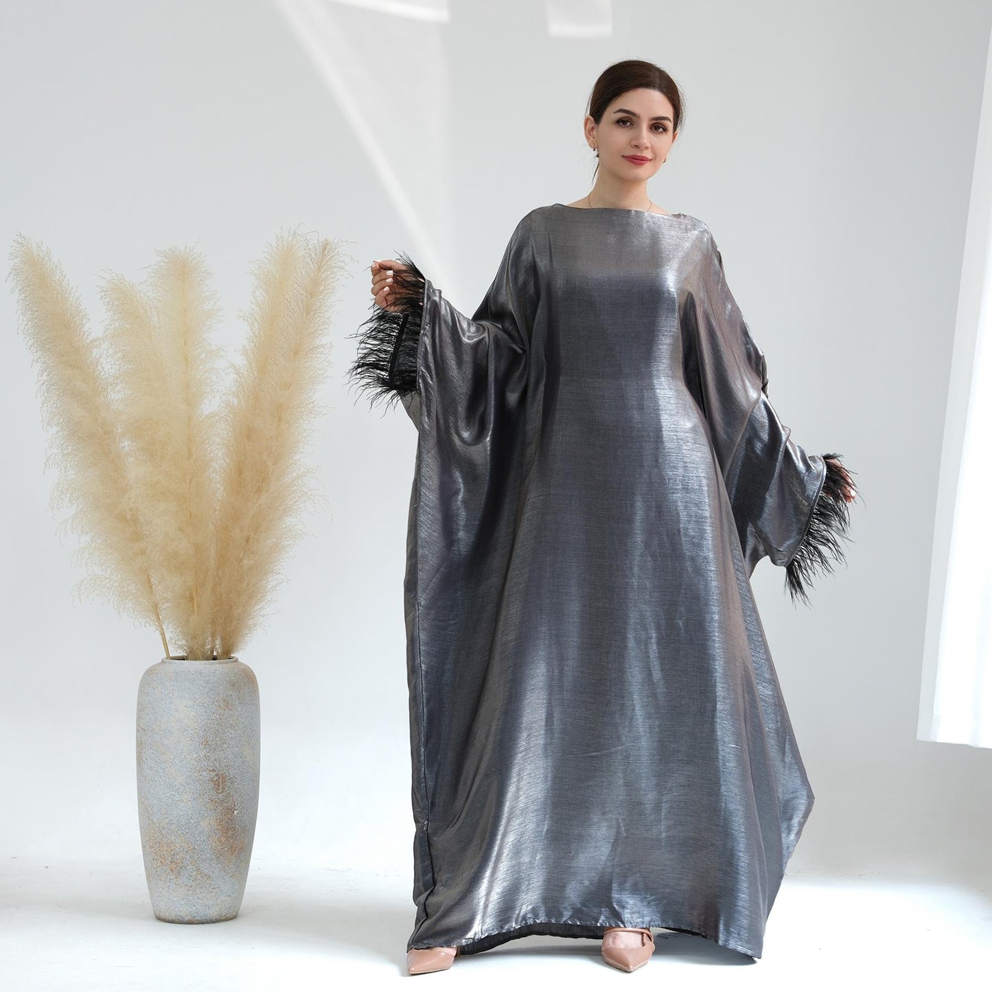 HASASERIES HS0706 Fur Sleeve Dress Gown