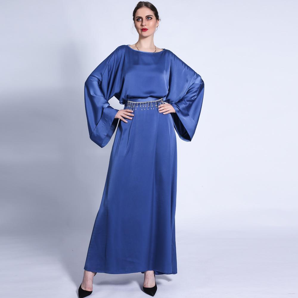HASASERIES HS0433 Solid Color Loose Fitting Belt with Diamond Waist Long Skirt