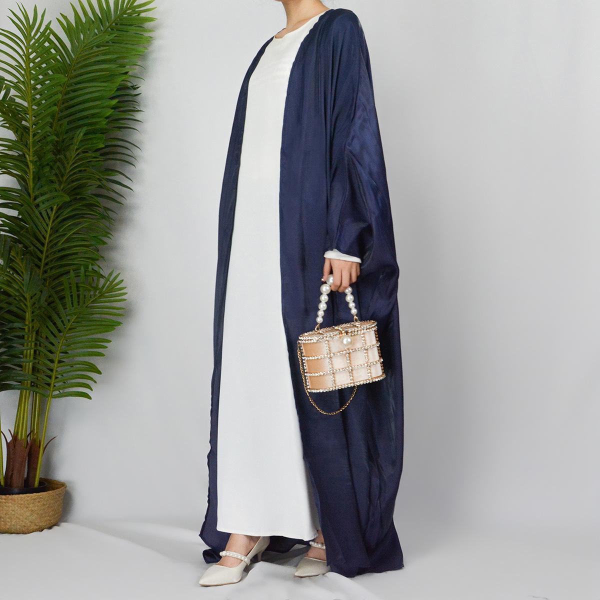 HASASERIES HS0466 Muslim Fashion Shiny Silk Bat Sleeves Robe