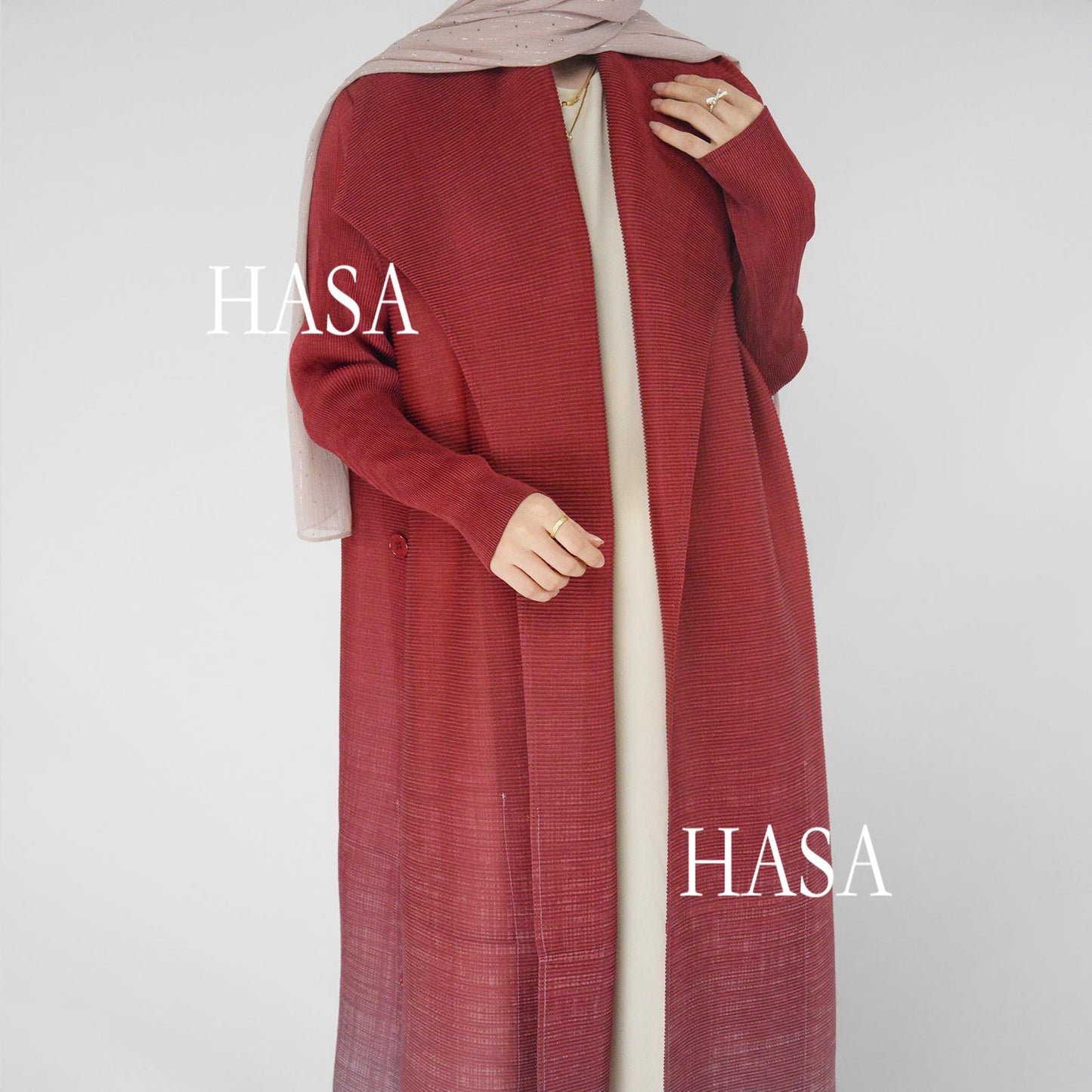 HASASERIES HS6159 Ombré Pleated Abaya with Lapel Collar & Button Closure
