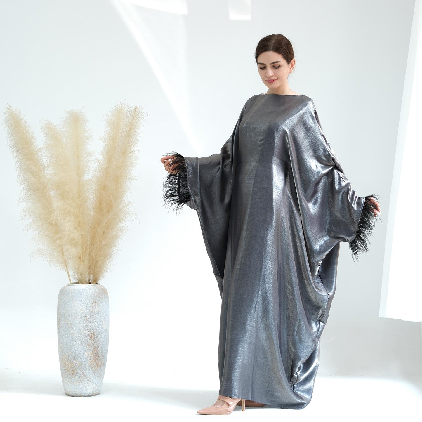 HASASERIES HS0706 Fur Sleeve Dress Gown