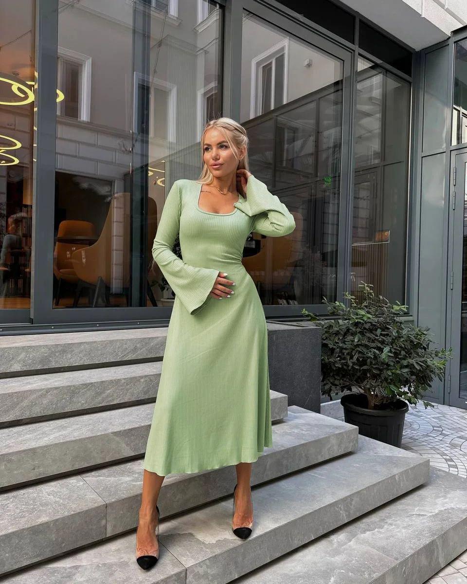 HASASERIES HS0676 Flared Long Sleeved High Waist Maxi Skirt with Lace-up Back