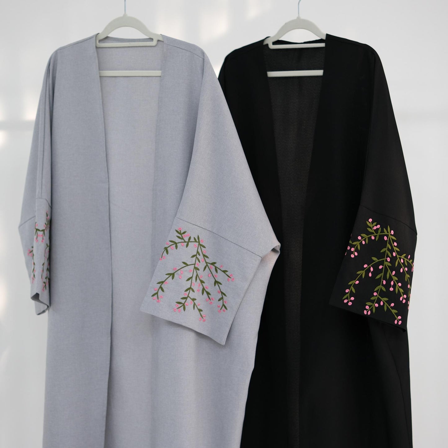 Robe cardigan élégante brodée de fleurs HASASERIES HS1046