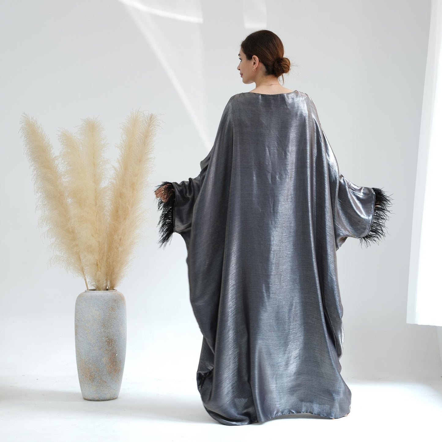 HASASERIES HS0706 Fur Sleeve Dress Gown