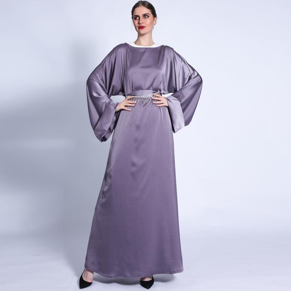HASASERIES HS0433 Solid Color Loose Fitting Belt with Diamond Waist Long Skirt