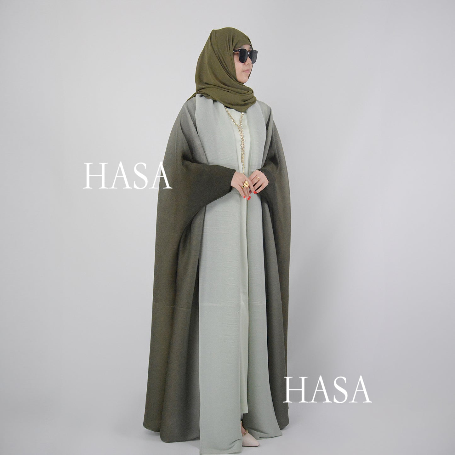 HASA HS1245 عباية أومبريه فضفاضة مع تفاصيل مرقعة مطوية