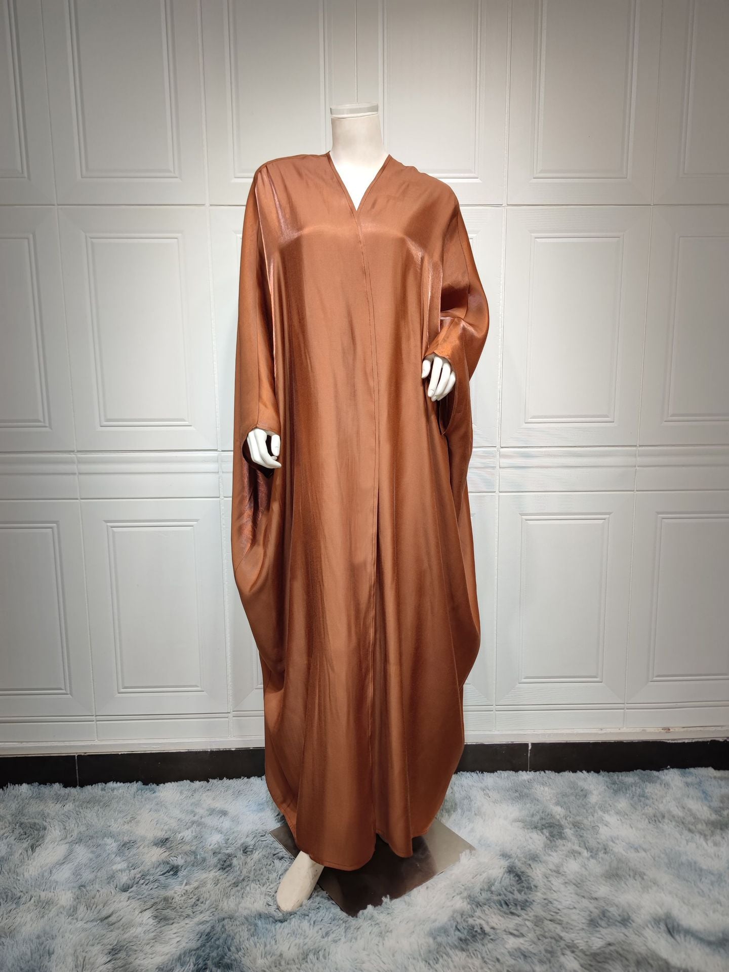 HASASERIES HS0466 Muslim Fashion Shiny Silk Bat Sleeves Robe