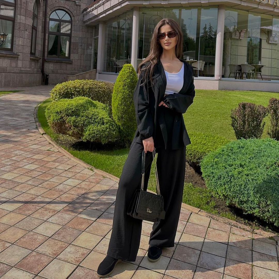 HASASERIES HS0542 Casual Long Sleeved Hooded Shirt Jacket+straight Leg Pants 2pcs Set