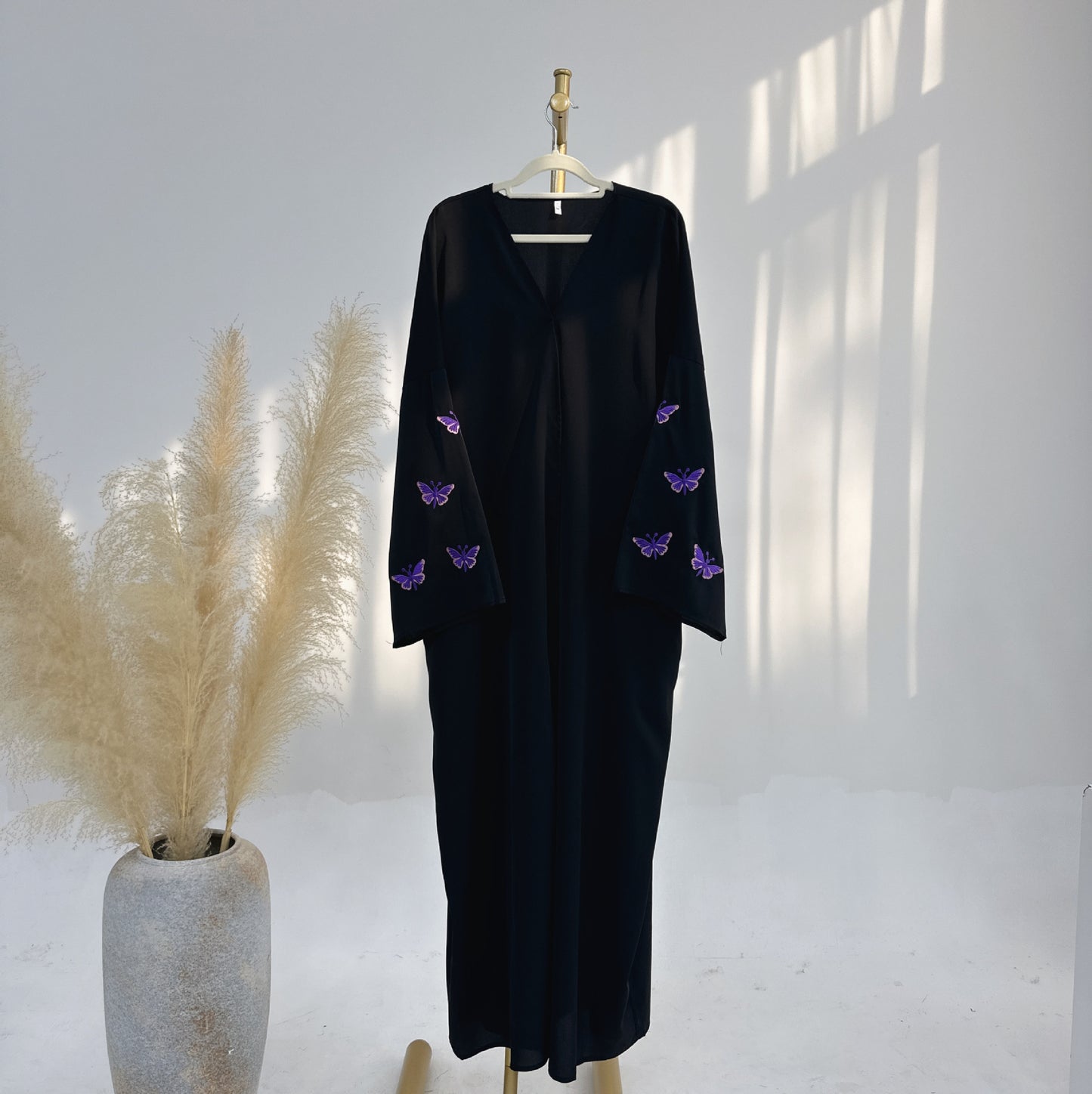 HASASERIES HS1040 Butterfly Embroidered Elegant Cardigan Robe
