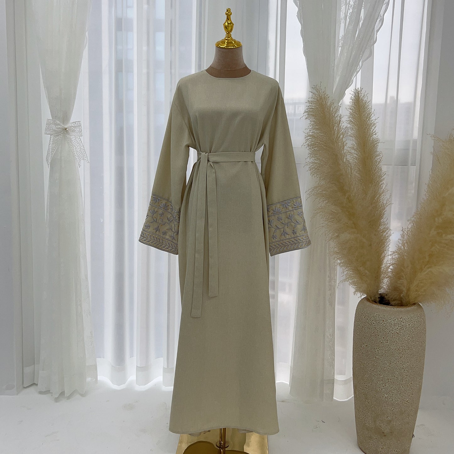 Robe élégante brodée HASASERIES HS1172