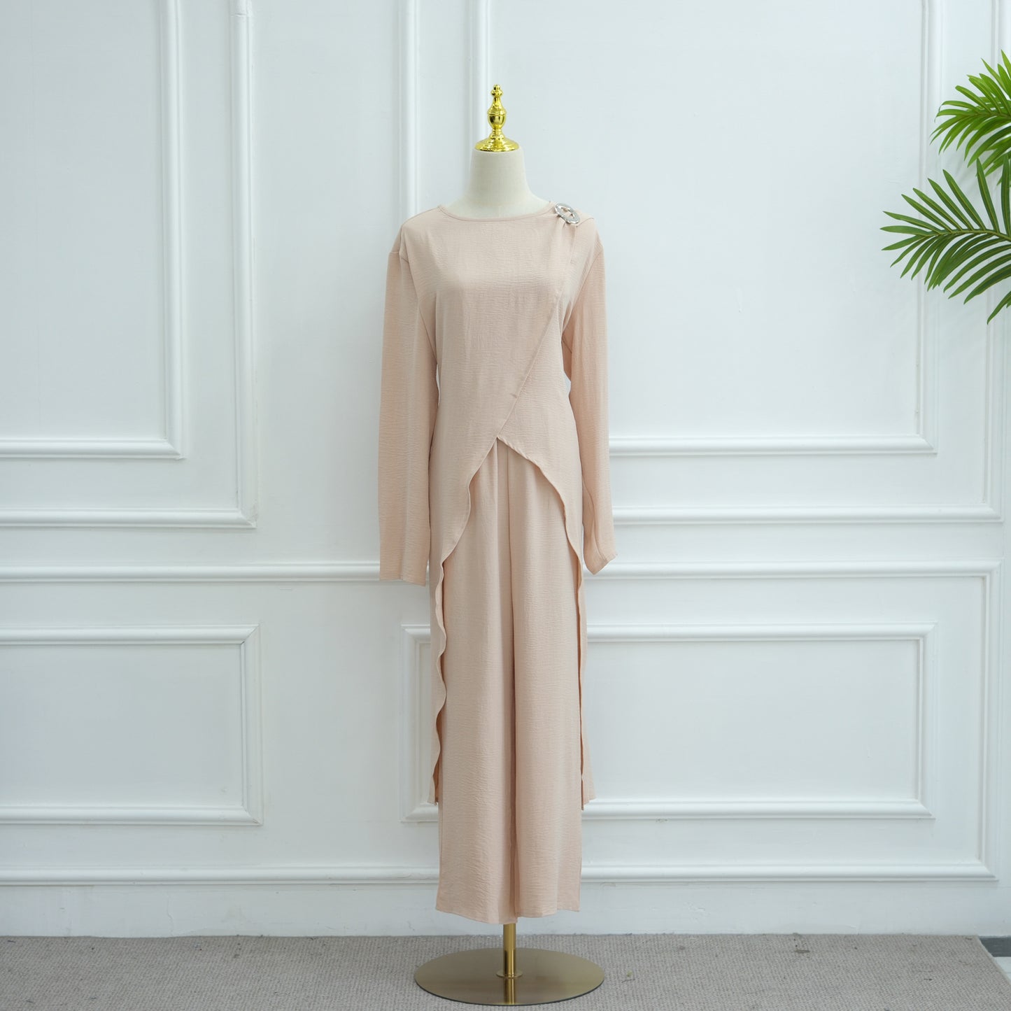 HS6605 Stylish asymmetrical two-piece set (with optional headscarf)