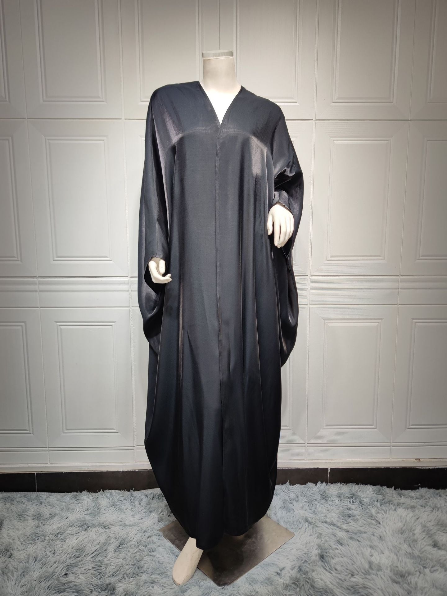 HASASERIES HS0466 Muslim Fashion Shiny Silk Bat Sleeves Robe