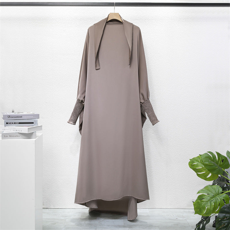 HS10067 Jilbab de prière musulman de couleur unie Mukena avec tissu doux et poignets élastiqués et hijab instantané attachable