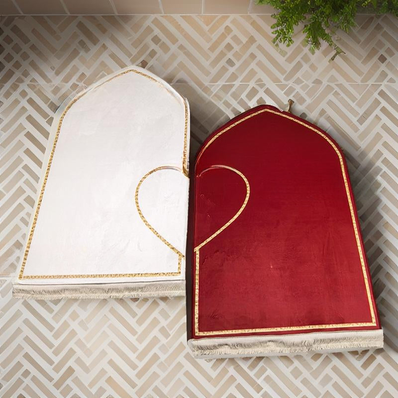 HS1238 2pcs Set Heart-Shaped Flannel Printed Blanket and Prayer Mat