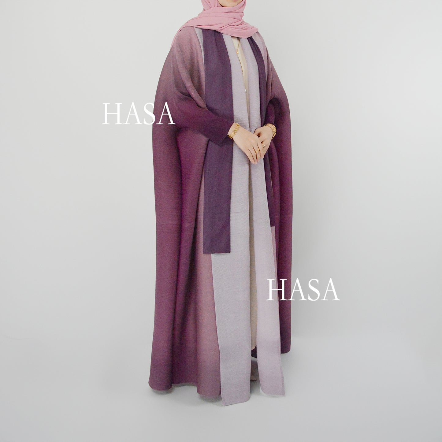 HASA HS1245 عباية أومبريه فضفاضة مع تفاصيل مرقعة مطوية