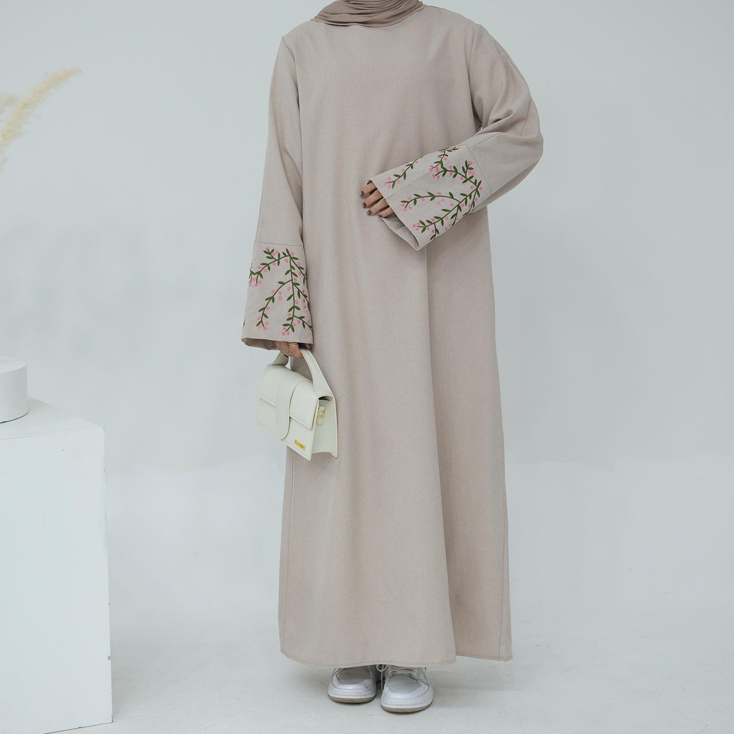HASASERIES HS1090 Flower Embroidery Elegant Dress