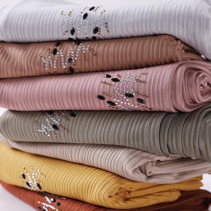 HASASERIES HS1133 Nouveau foulard rayé pour perçage à chaud