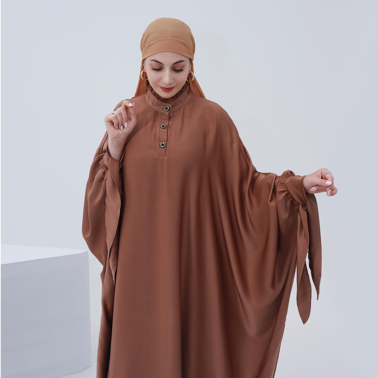 HASASERIES HS0716 Large Swing Solid Robe Dress