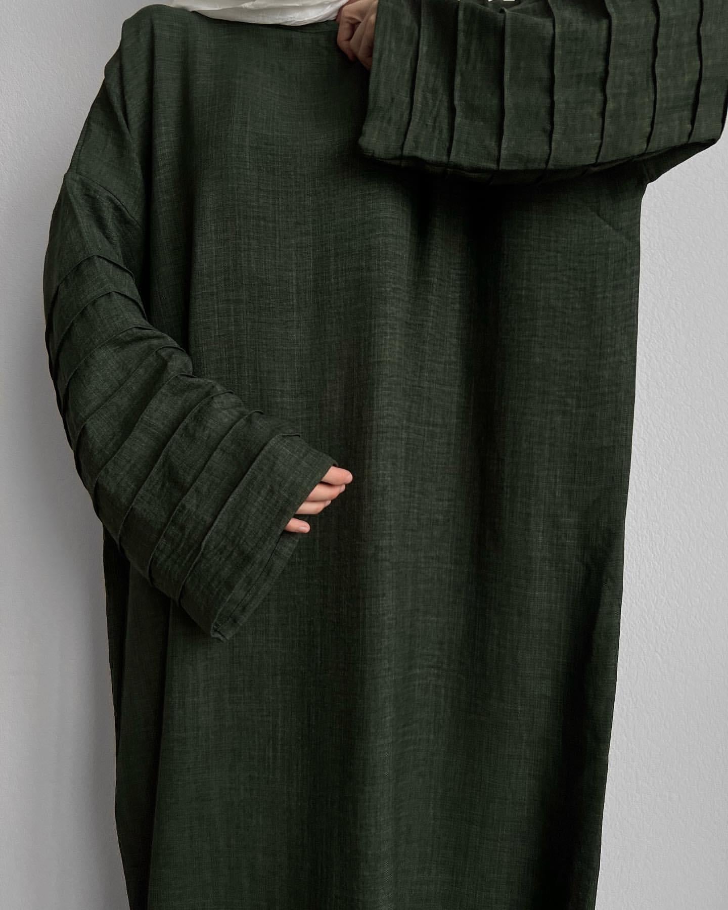 HASASERIES HS1179 Loose Fit Large Crepe Abaya Dress with Belt