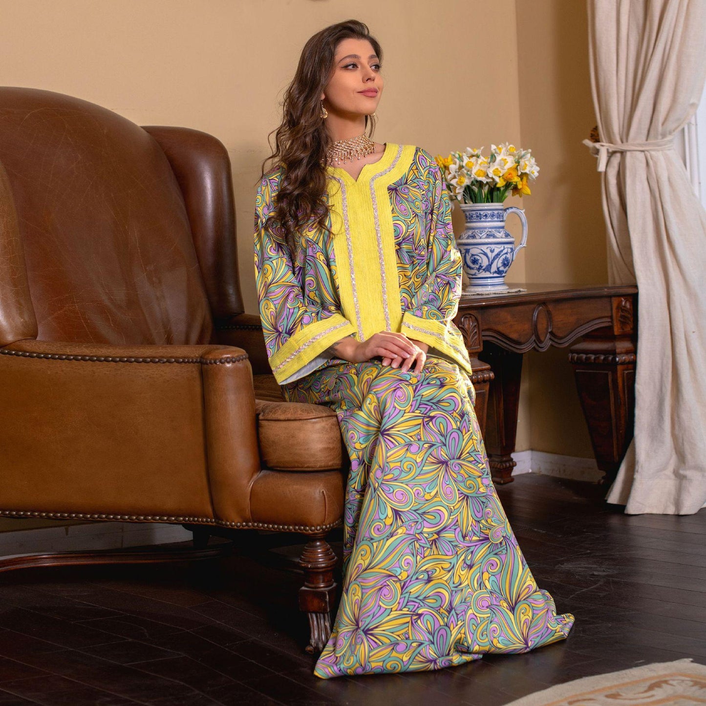 Robe musulmane brodée à diamants chauds HASASERIES HS1074