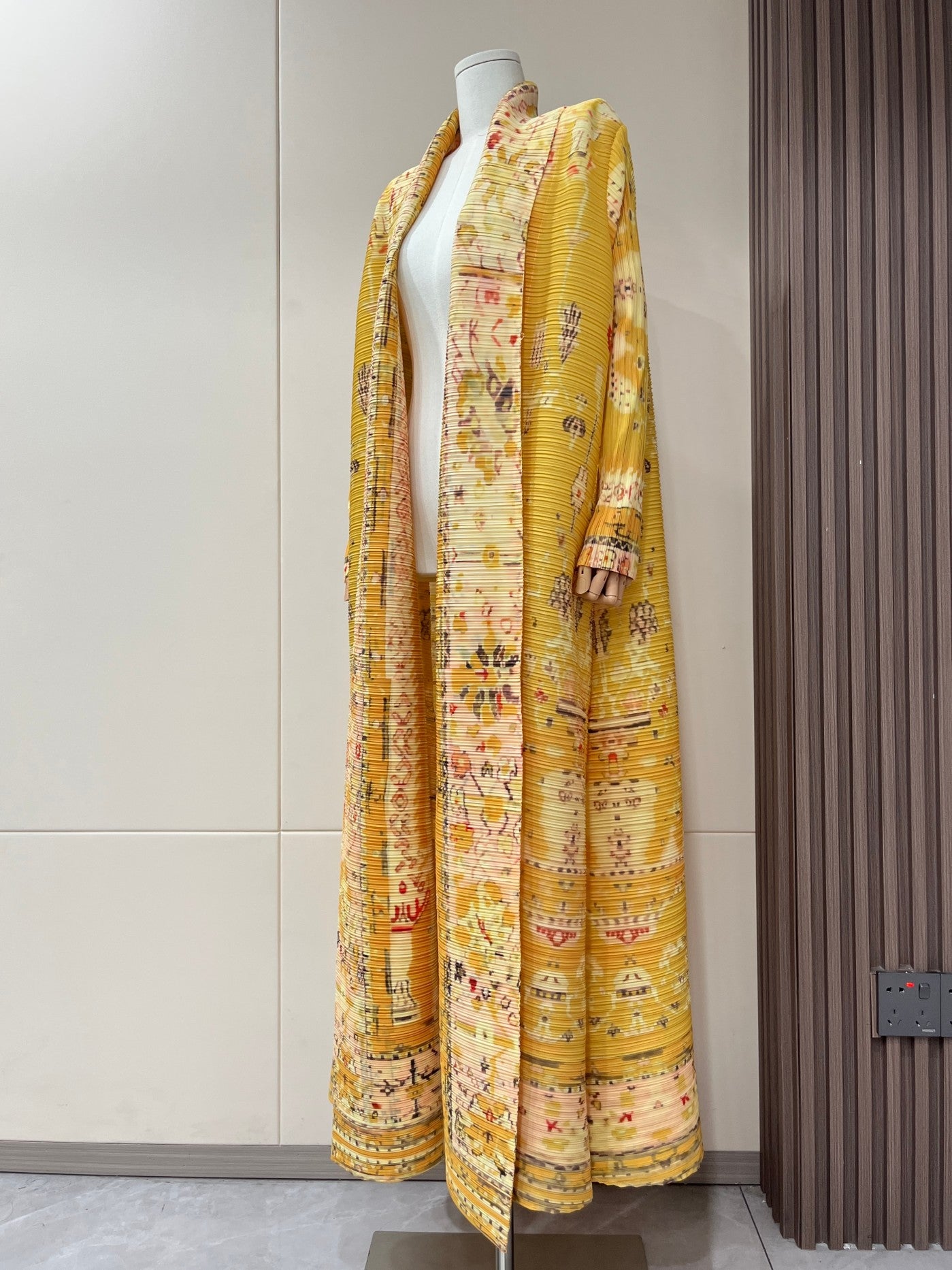HASA Inclusive Sizing Crinkle Pleated Georgette Ramadan Stretchy Abaya-1